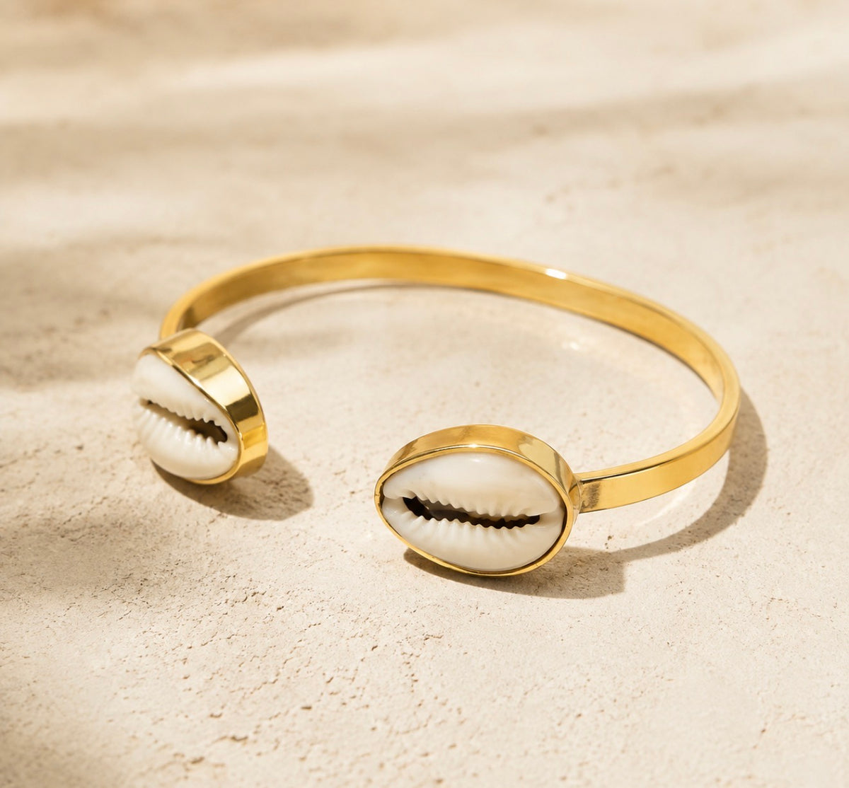 Tides Cowrie Bracelet